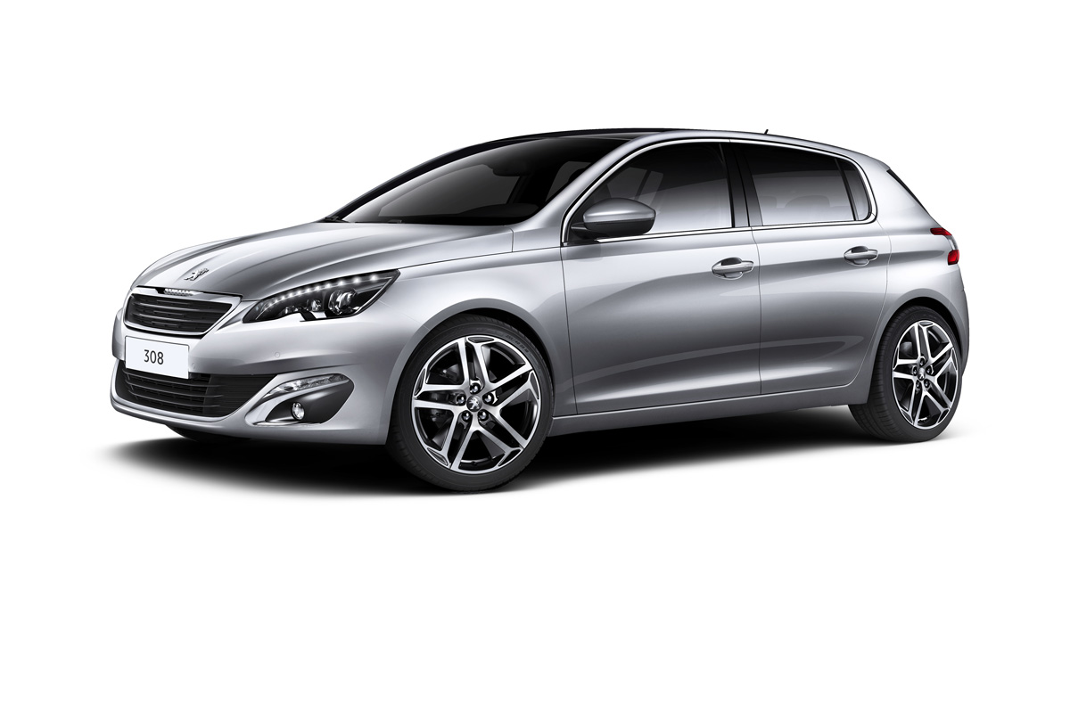 Peugeot 308 hatchback 2014 front quarter static