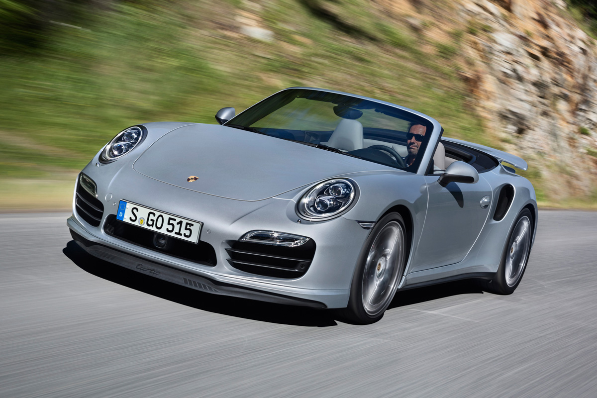 Porsche 911 Turbo Cabriolet front quarter tracking