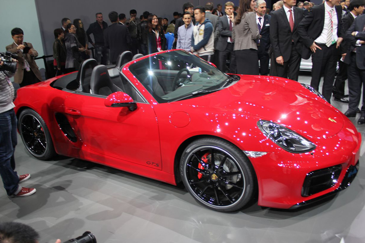 Porsche Boxster GTS front quarter static