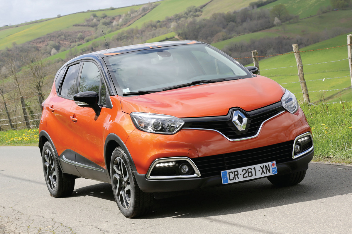 Renault Captur 2013 front tracking