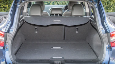 The boot can handle 472 litres of luggage
