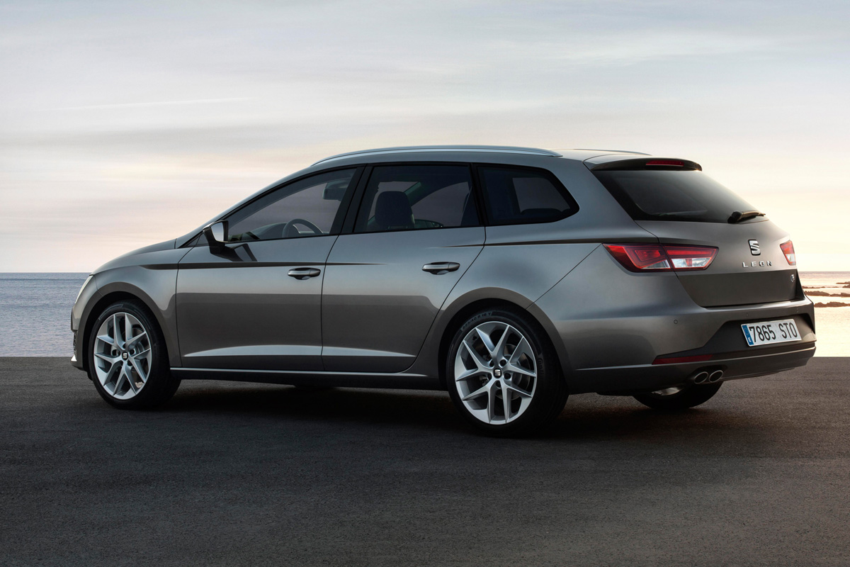 seat leon st estate 2014 rear