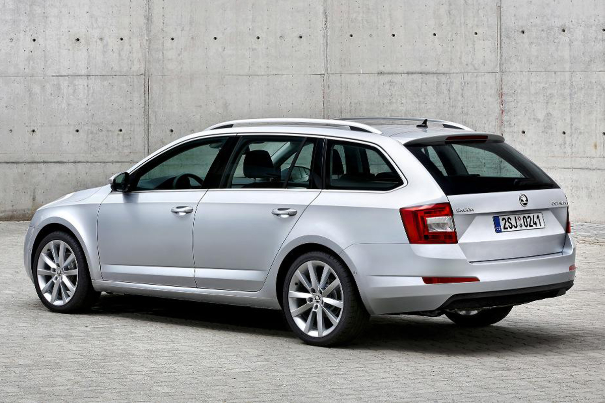 Skoda Octavia estate 2013 rear quarter news