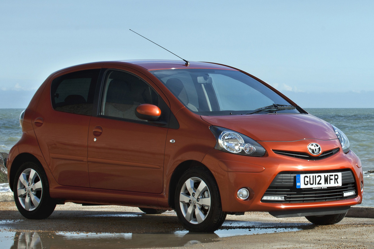 Toyota aygo city car 2013 new specs