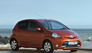 Toyota Aygo Fire 2013 city car front static