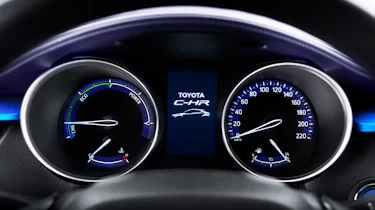 The instruments are clear and easy to rear; rev counter is replaced by a power gauge in hybrid models
