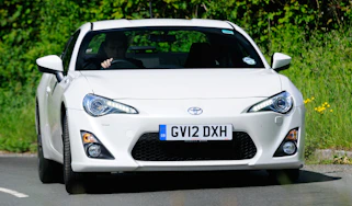 Toyota GT 86 2012 front cornering