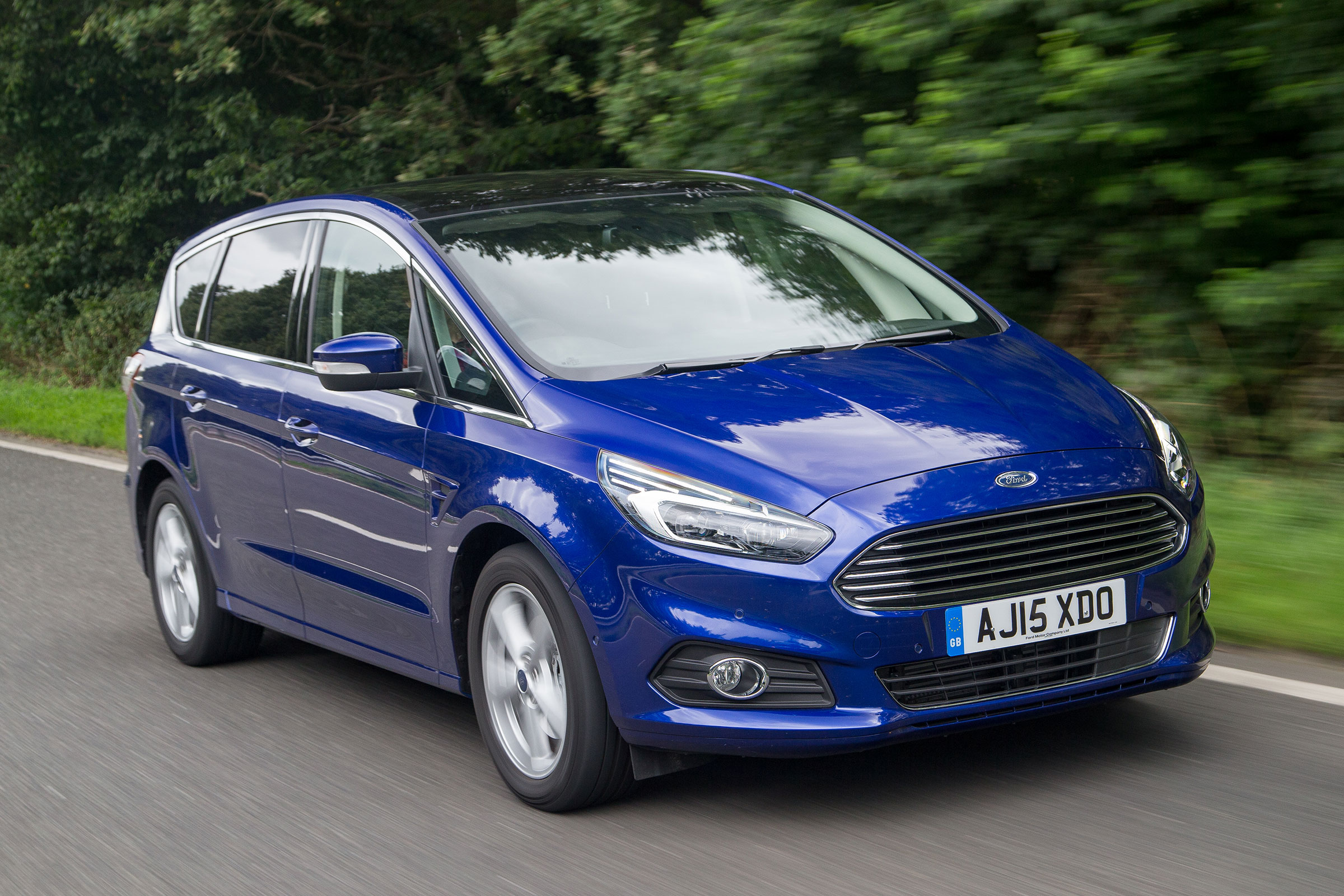 The Ford S-MAX manages to combine the space and practicality you'd expect of a family car with driver enjoyment.