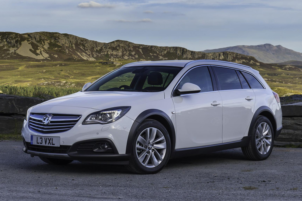 Vauxhall Insignia country tourer 2013 main