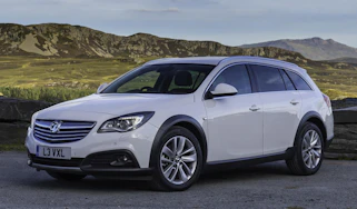 Vauxhall Insignia country tourer 2013 main
