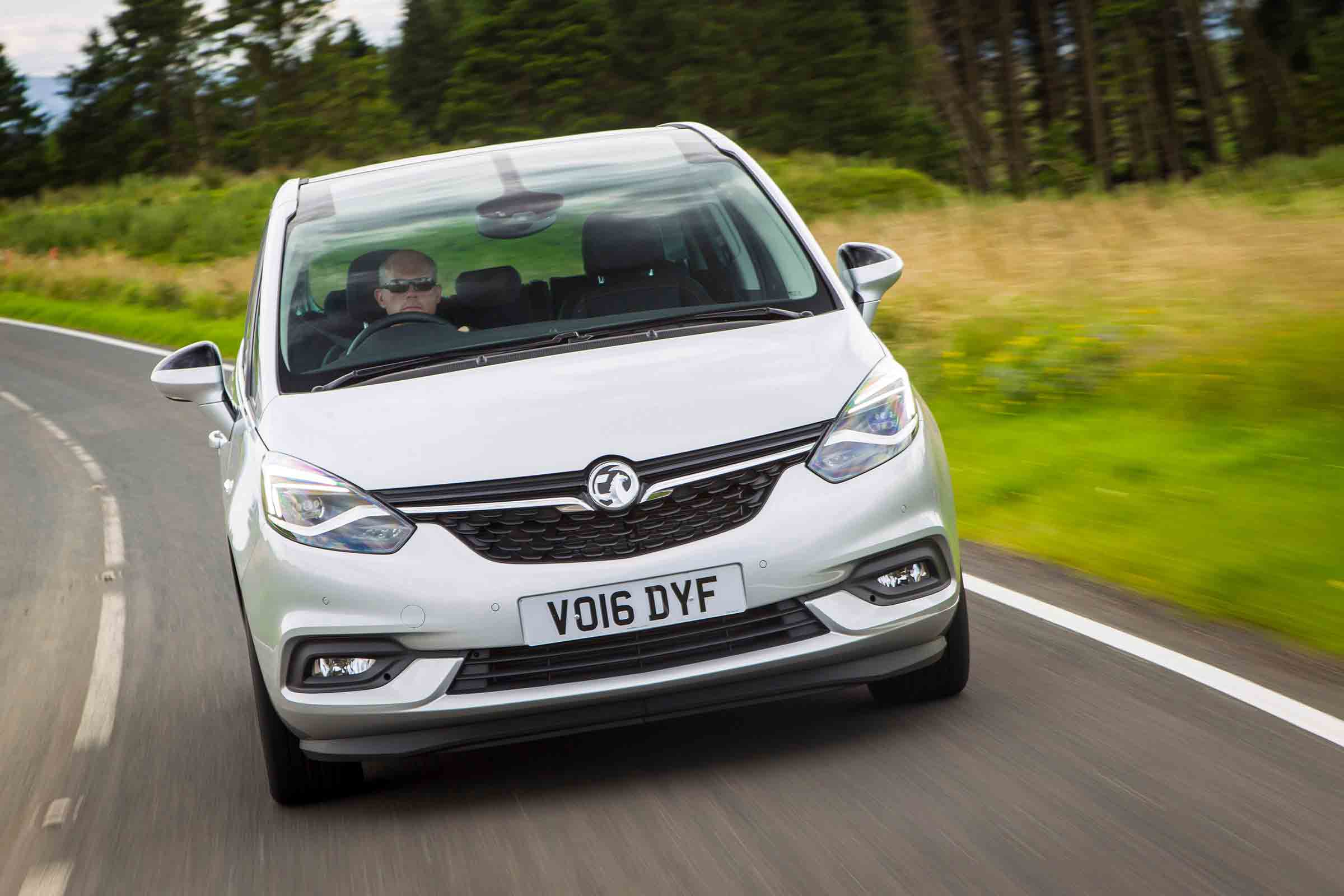 The new front end brings the Zafira into line with the rest of the contemporary Vauxhall range