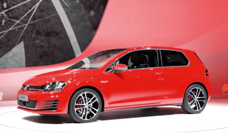 Volkswagen Golf GTD hatchback 2013 front quarter