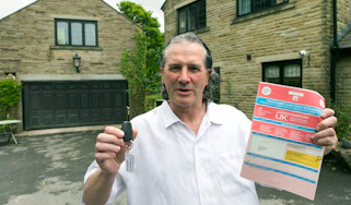 33339 AUTO EXPRESS31-05-15Mike Madden at home in Whaley Bridge. Picture by Chris Bull / UNP0845 600 7737pictures@unp.co.uk