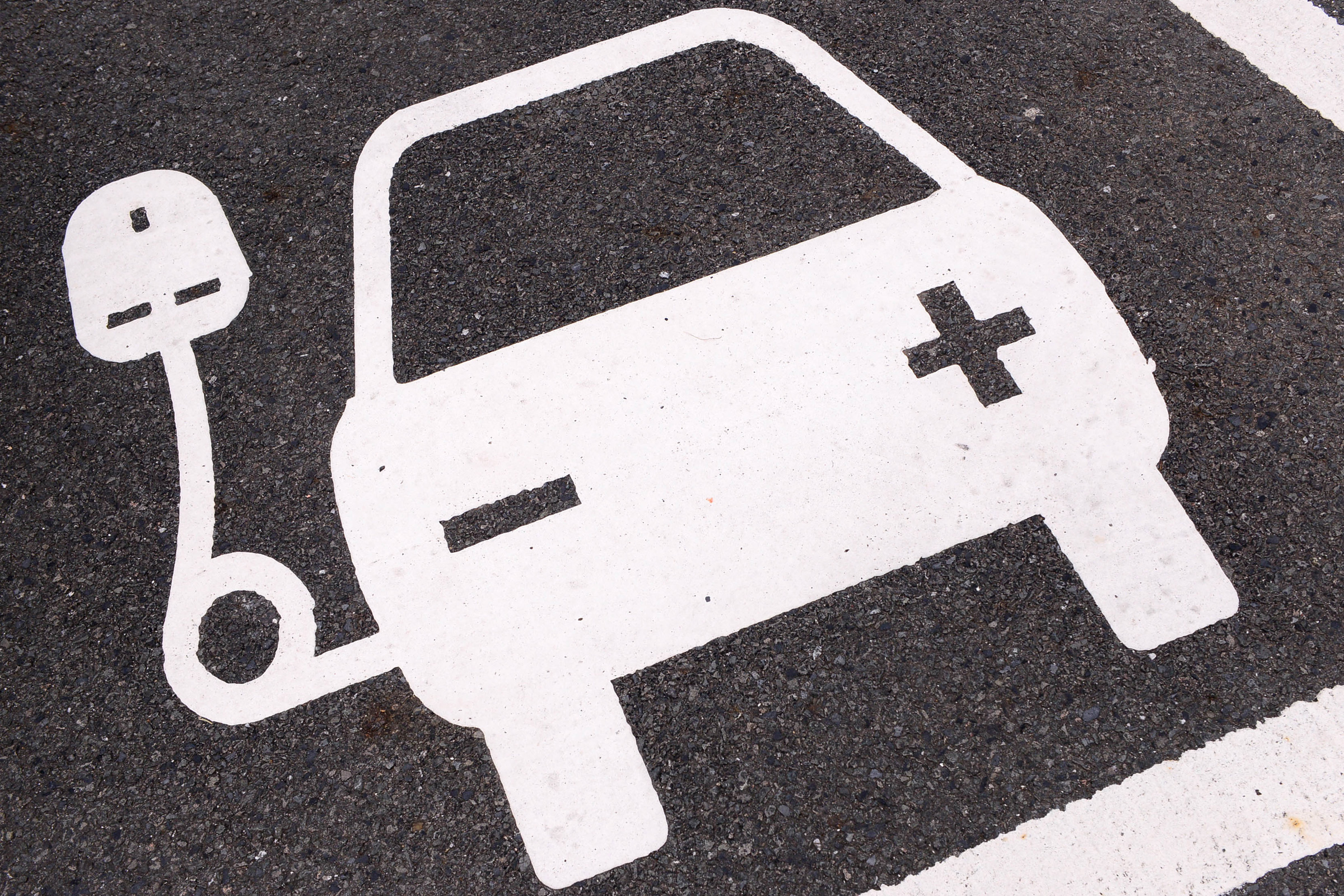 How much does it cost to charge an EV