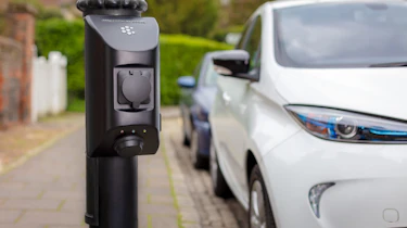 lamppost charger