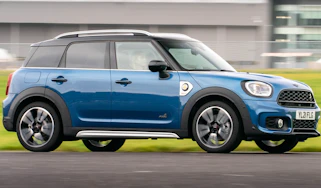 MINI Countryman PHEV driving