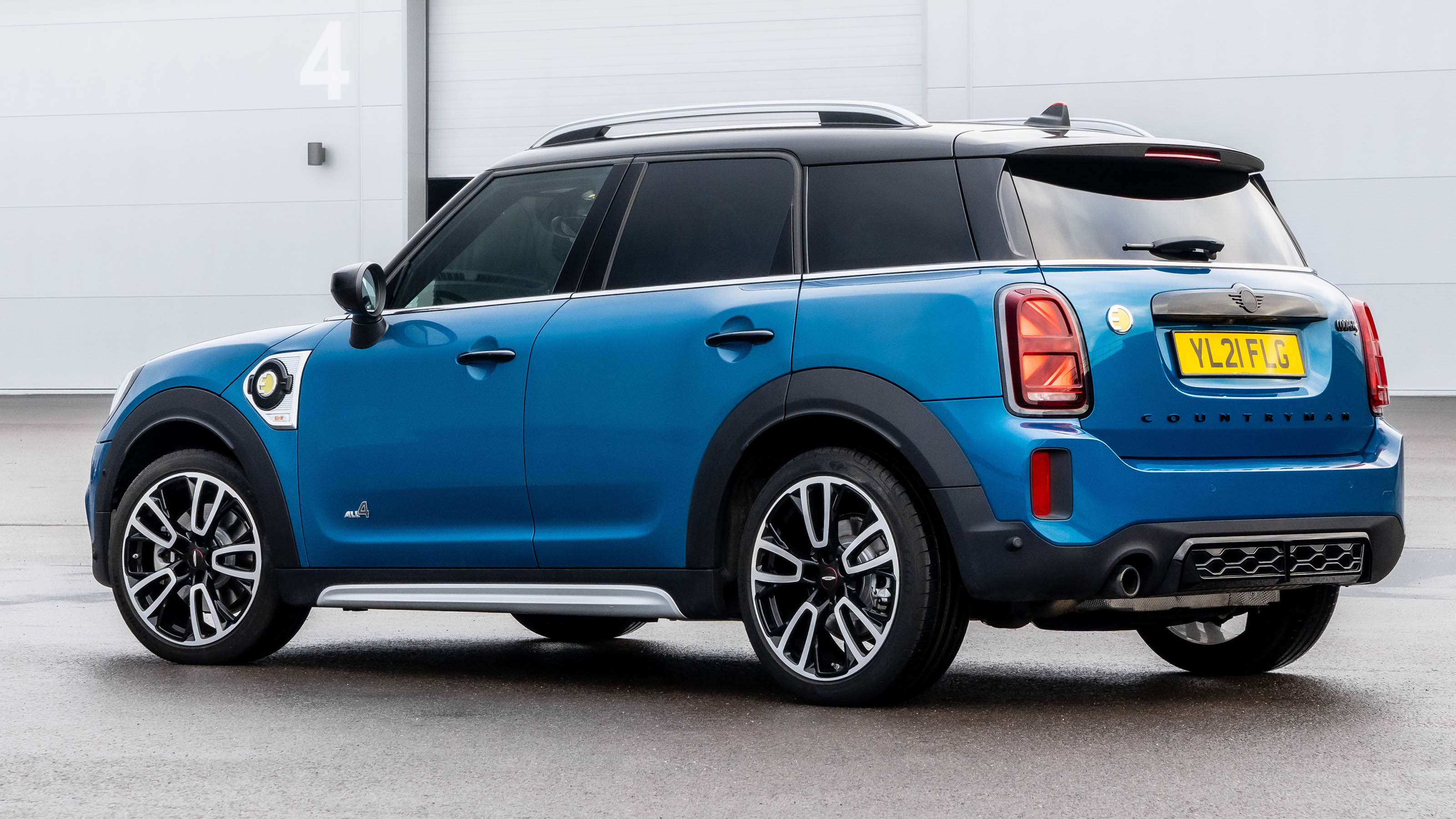 MINI Countryman PHEV rear