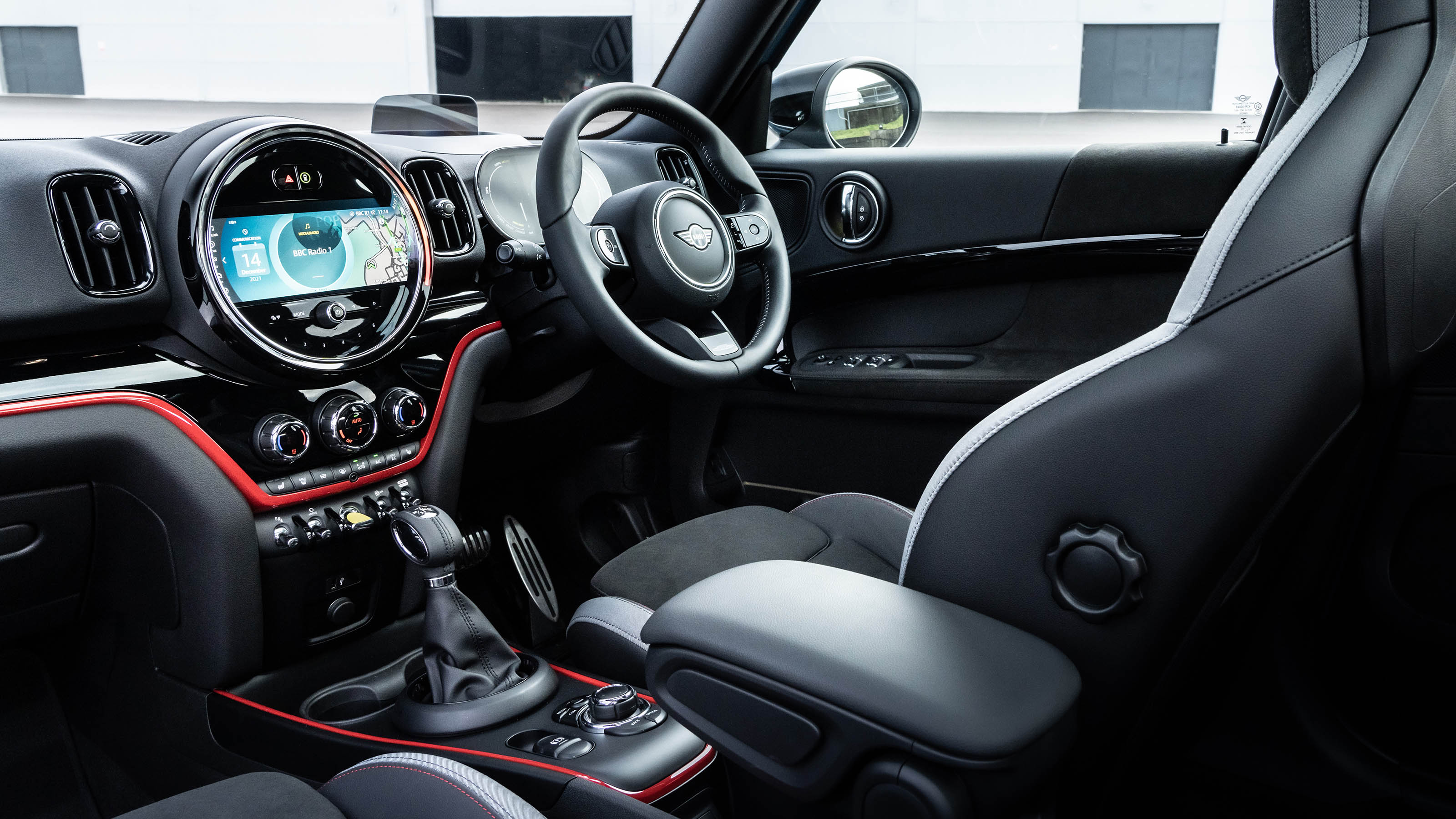 MINI Countryman PHEV interior