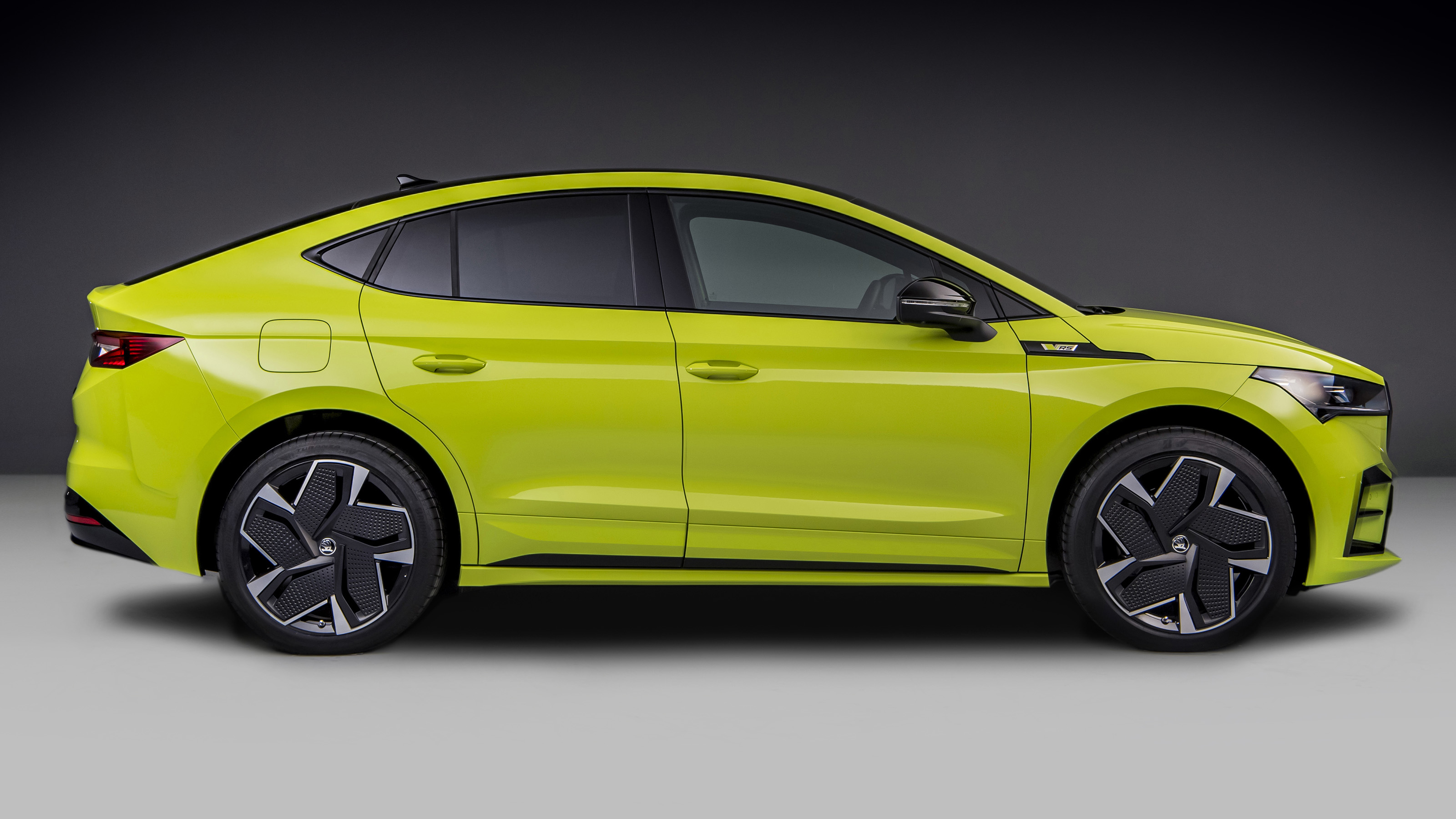 Skoda Enyaq Coupe vRS side