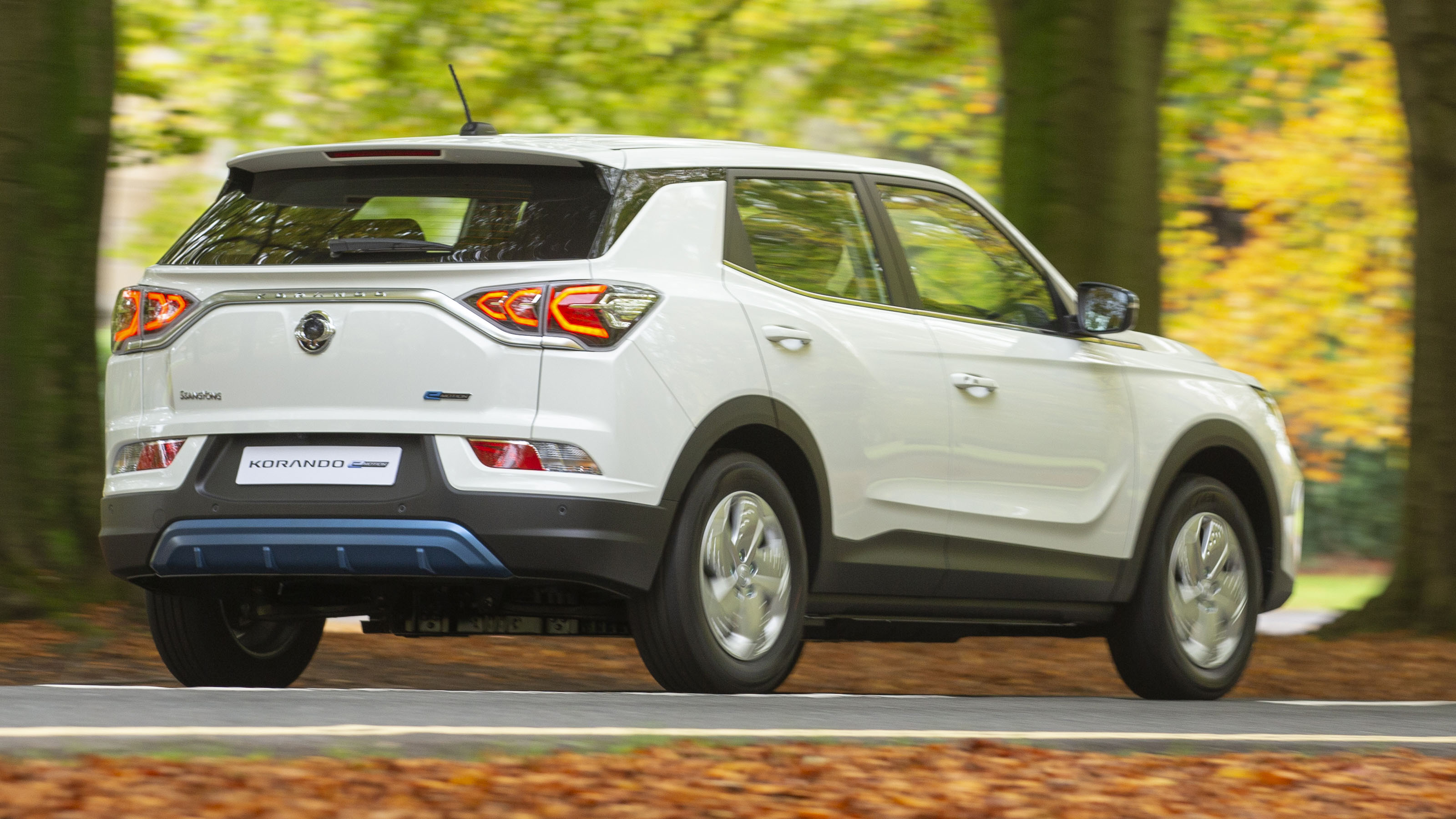 SsangYong Korando e-Motion driving - rear