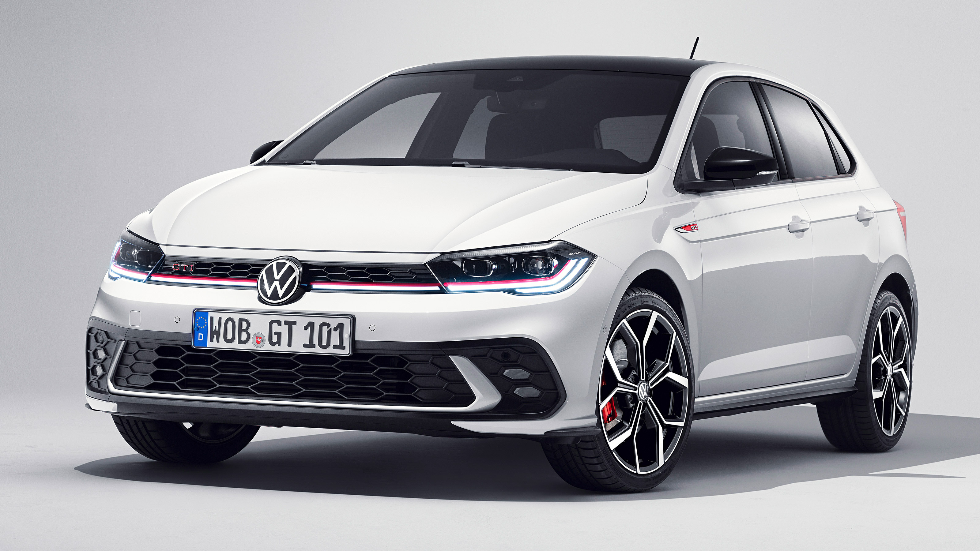 2021 Volkswagen Polo GTI - front 3/4