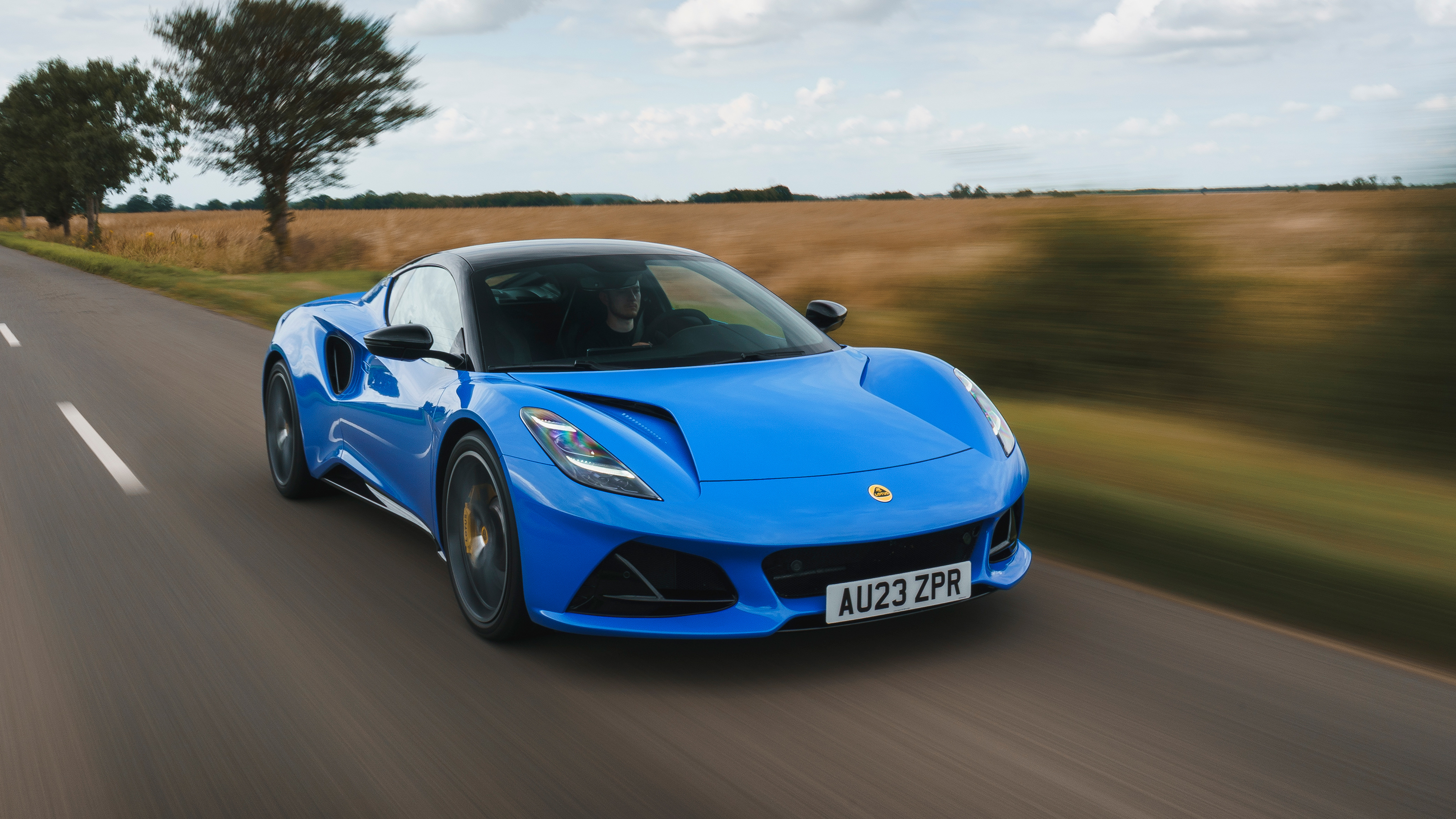 Lotus Emira i4 